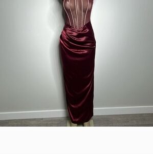 LOVE GALORE MAXI DRESS WITH MESH CORSET Dark Red